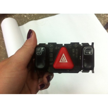 Кнопка аварийной остановки Mercedes W202/210 93-02 Б/У
