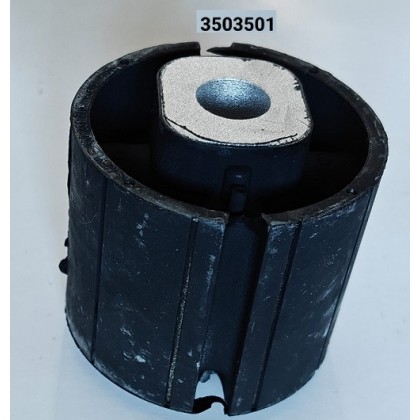 Сайлентблок балки задней BMW E53 передний центральный