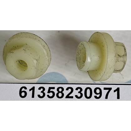 Гайка кузова BMW пластиковая б/у Гайка кузова BMW пластиковая б/у