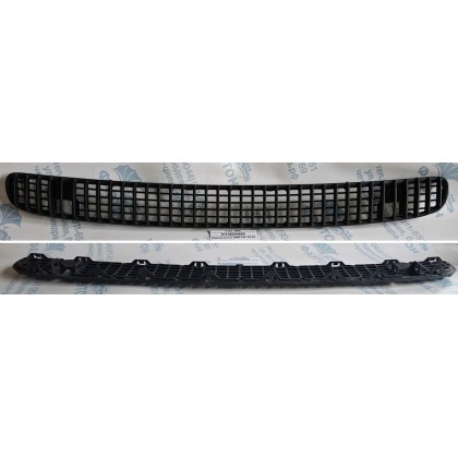 Решетка капота BMW E46 -02 б/у