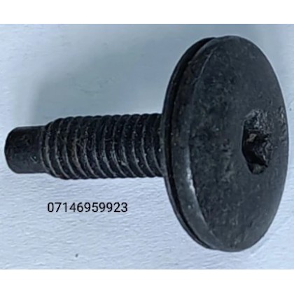 Болт М6*18*1,0 Torx BMW б/у